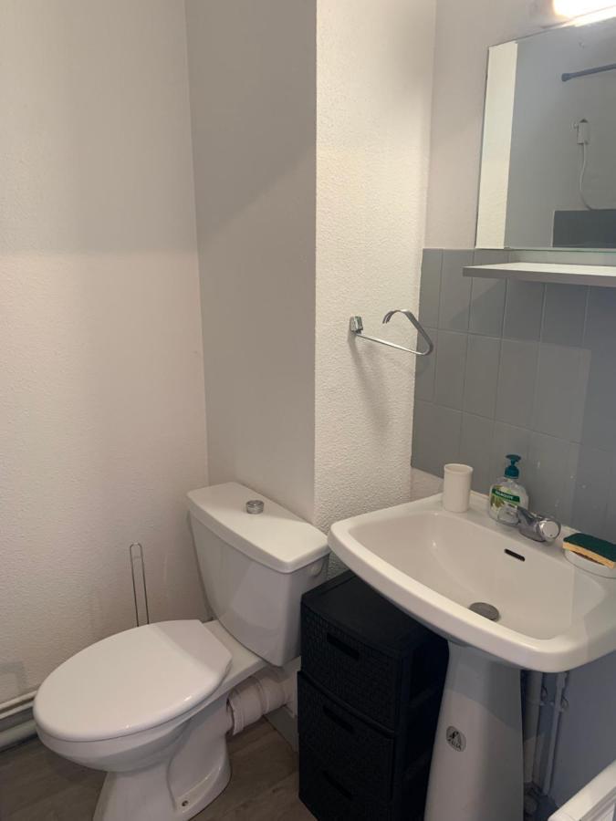 Joli Studio Avec Garage Prive Apartment Tarbes Exterior photo